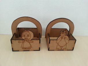 KIT 10 CESTINHAS masha e o urso mdf 10x10 cm  desmontada